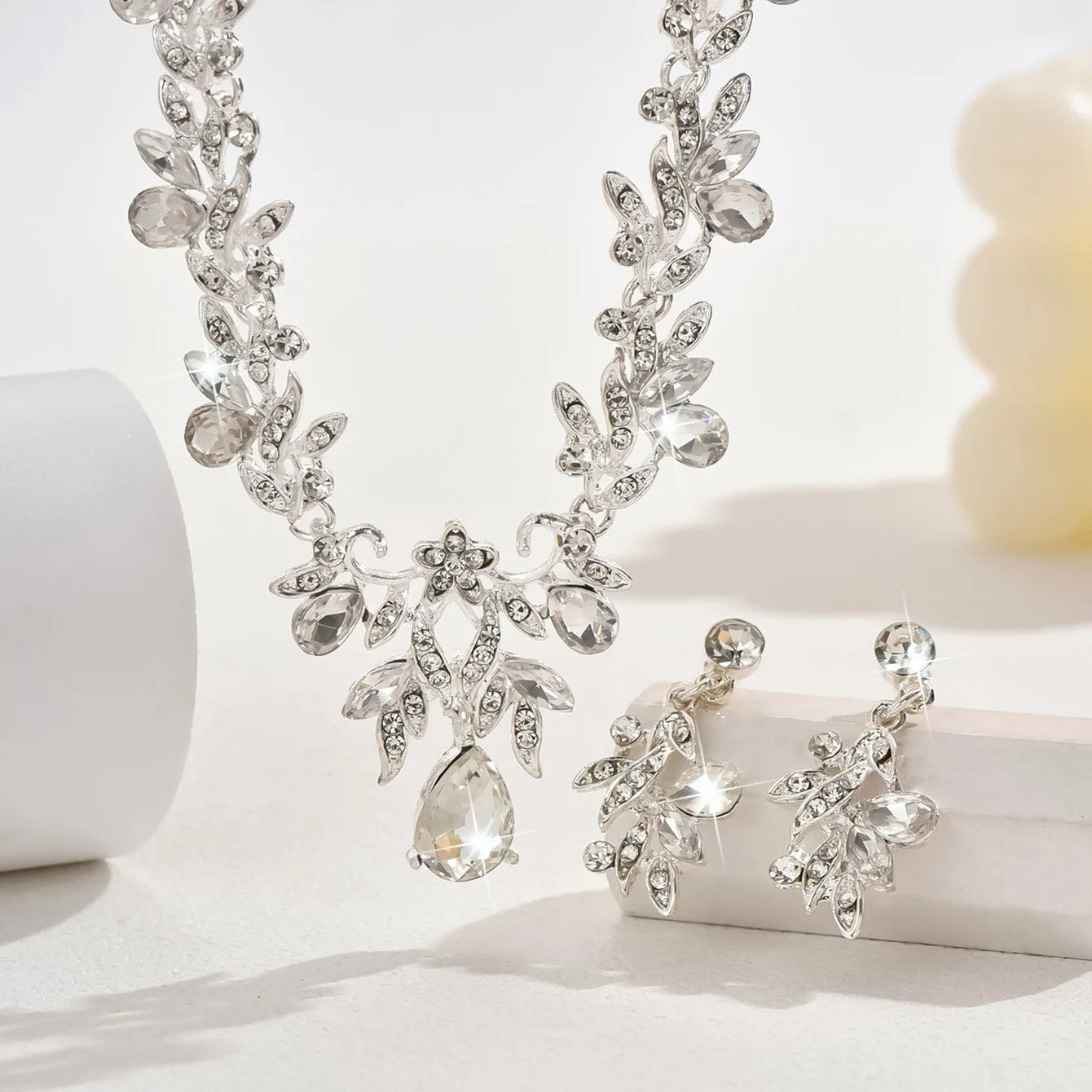 3 uds nuevos conjuntos de Collar de moda para mujer Collar de gota de agua gargantilla Collar pendiente conjunto de joyería para graduación cumpleaños boda nupcial