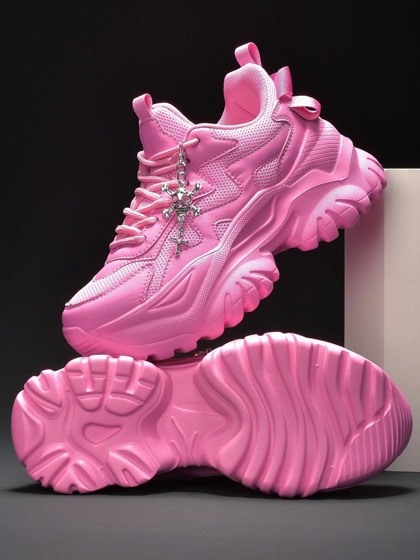 Zapatos vulcanizados informales para mujer, zapatillas ligeras con plataforma negra y tacones altos, estilo punk de Halloween para mujer