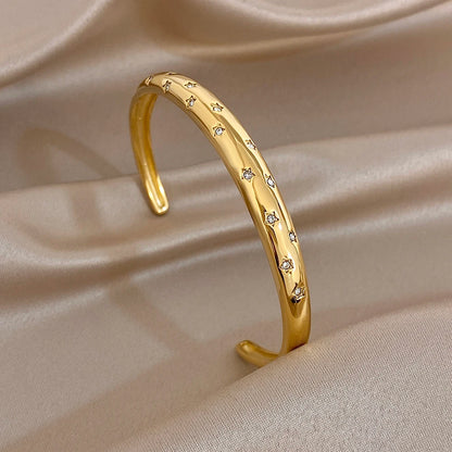 Nueva pulsera chapada en oro de acero inoxidable con incrustaciones de diamantes de imitación coloridos, lujosas brazaletes abiertos, pulseras para mujeres y hombres, joyería