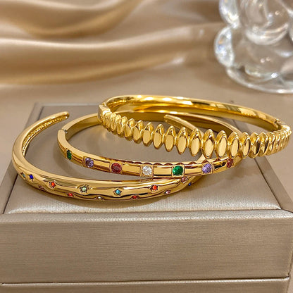 Nueva pulsera chapada en oro de acero inoxidable con incrustaciones de diamantes de imitación coloridos, lujosas brazaletes abiertos, pulseras para mujeres y hombres, joyería