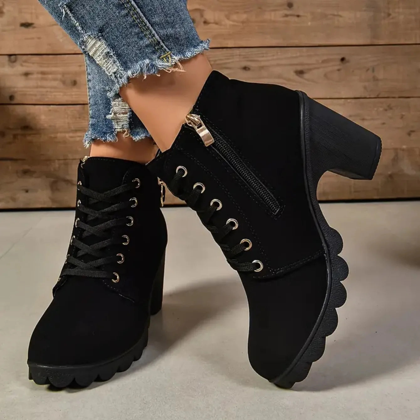 Botas antideslizantes con cordones para Mujer, zapatos De tacón alto, moda al aire libre, alta calidad, Otoño e Invierno