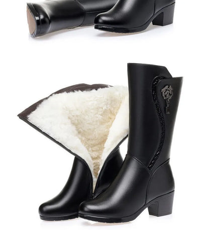 Botas de invierno para Mujer, Botas de nieve cálidas de felpa, Botas de tacón alto a media pantorrilla a la moda para Mujer, Botas de cuero de alta calidad para Mujer