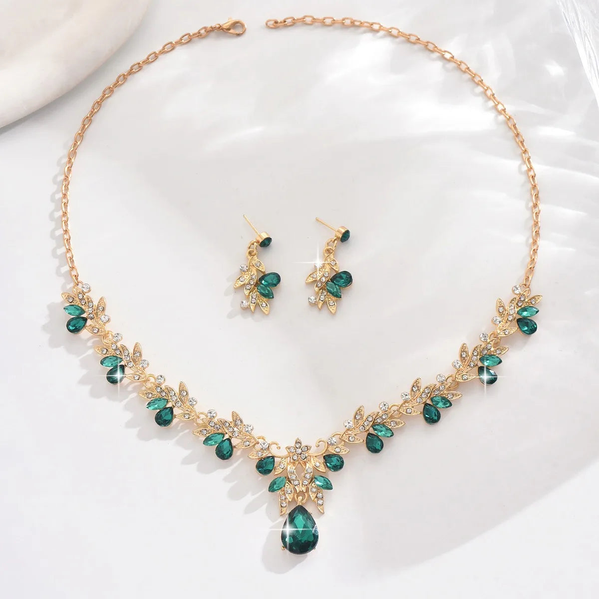 3 uds nuevos conjuntos de Collar de moda para mujer Collar de gota de agua gargantilla Collar pendiente conjunto de joyería para graduación cumpleaños boda nupcial