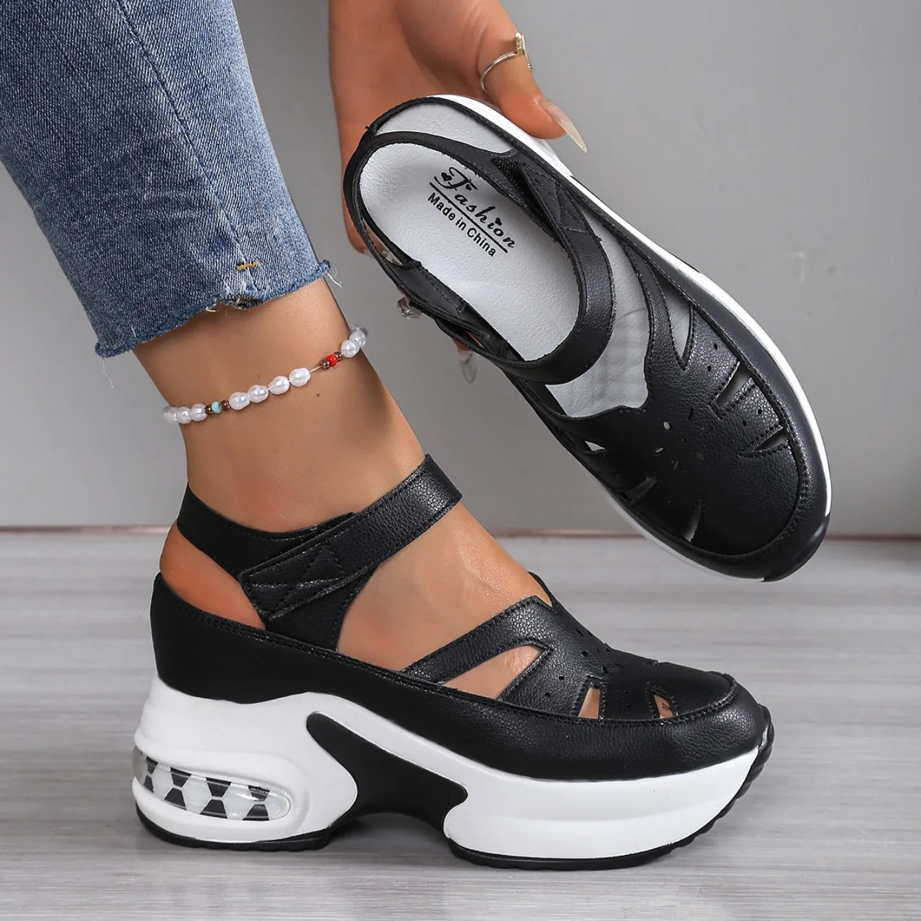 Nuevas sandalias de verano con punta cerrada para mujer, Zapatos informales de talla grande a la moda, nuevas sandalias de plataforma cómodas y ligeras con agujeros, Zapatos