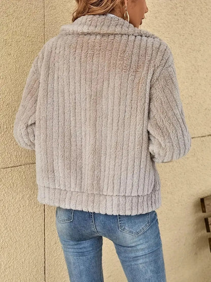 Cárdigan de felpa acanalado con huecos para otoño/invierno, abrigo de cuello corto 34/2000, ropa de abrigo cálida y acogedora a la moda para mujer