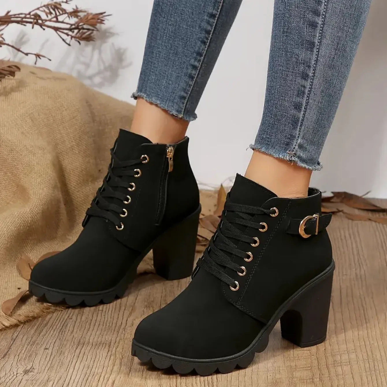 Botas antideslizantes con cordones para Mujer, zapatos De tacón alto, moda al aire libre, alta calidad, Otoño e Invierno