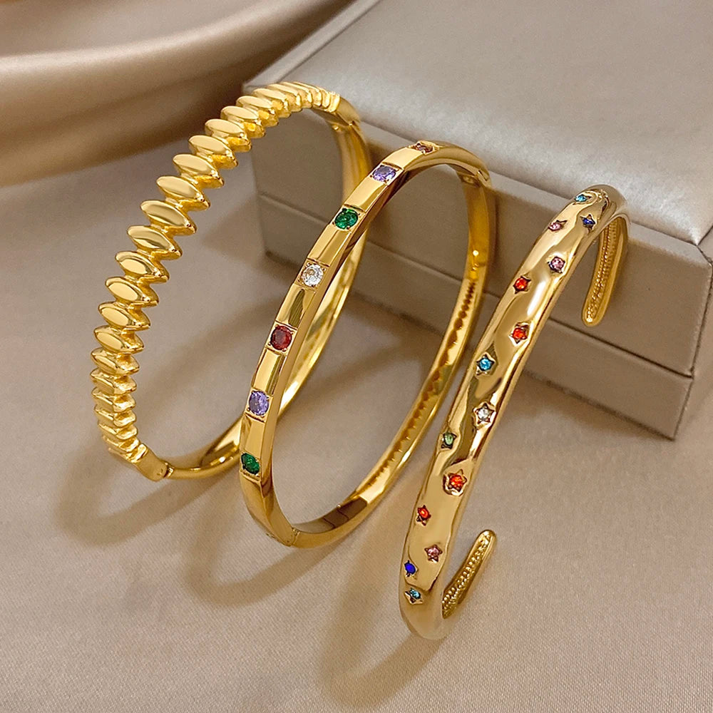 Nueva pulsera chapada en oro de acero inoxidable con incrustaciones de diamantes de imitación coloridos, lujosas brazaletes abiertos, pulseras para mujeres y hombres, joyería